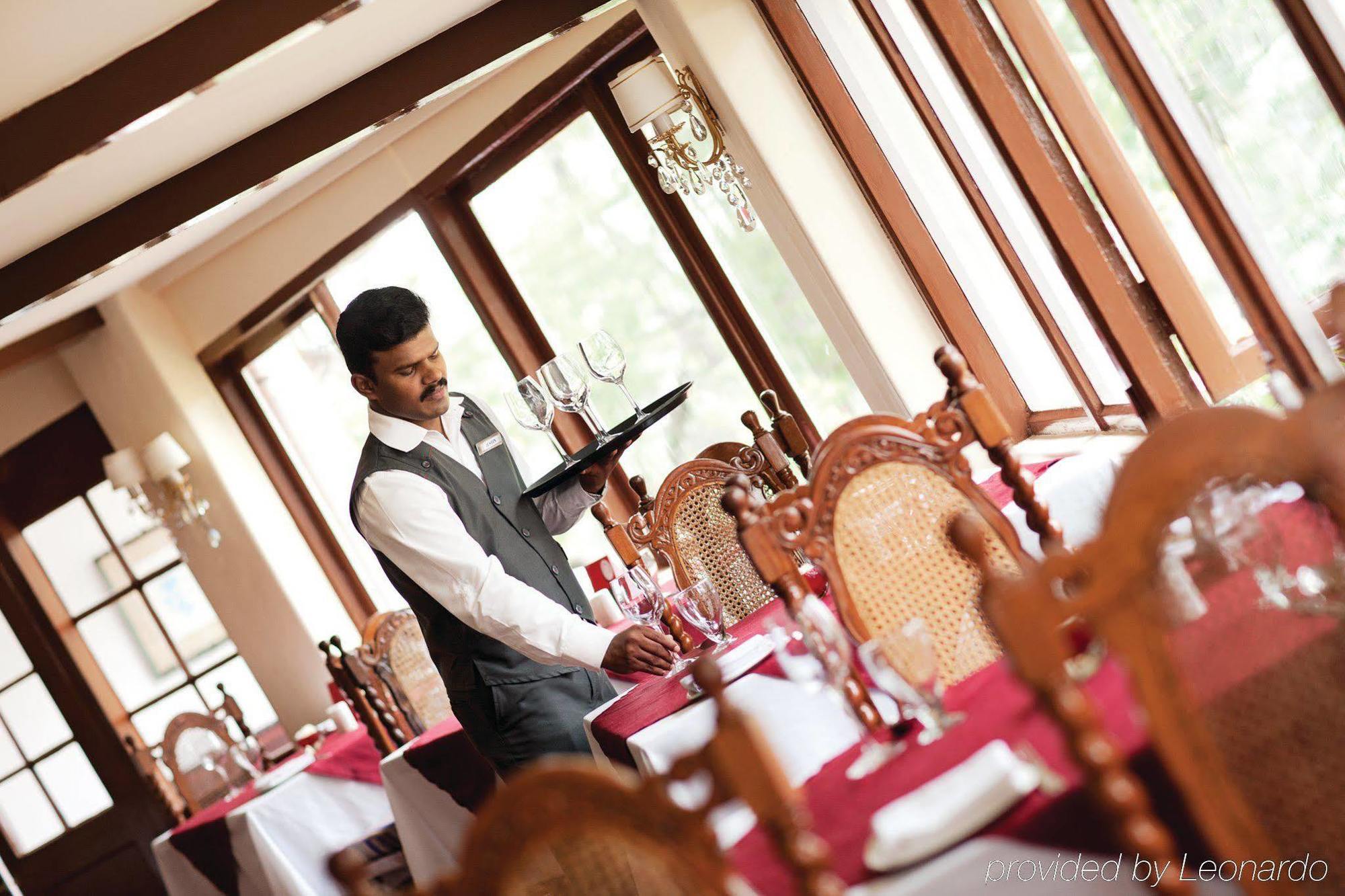 Hotel Gateway Coonoor Ristorante foto